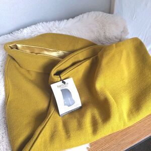 Hairbrella Satin Lined Waterproof Infinity Rain Scarf Mustard Yellow NWT Golden